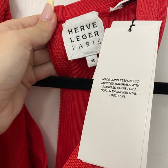 NWT Herve Leger Bandage Halter Mini Dress - Picture 4 of 6